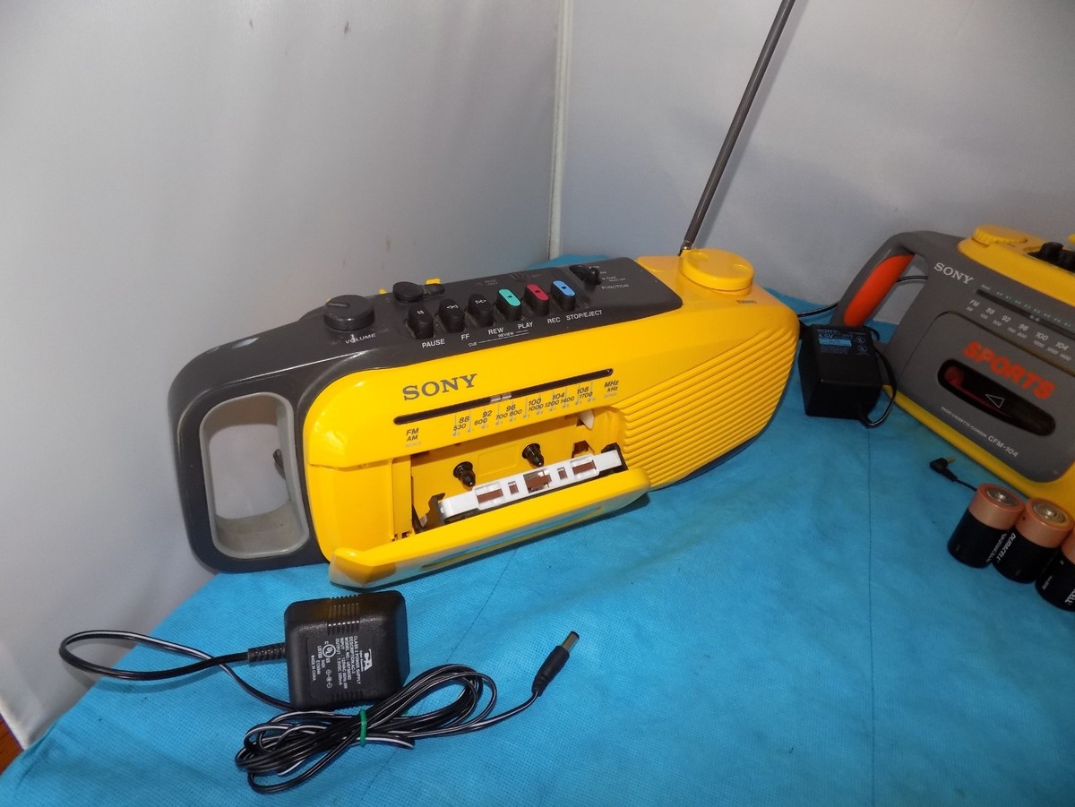 ソニーラジカセ CFM－104 スポーツ 海外仕様 SONY ラジオカセット