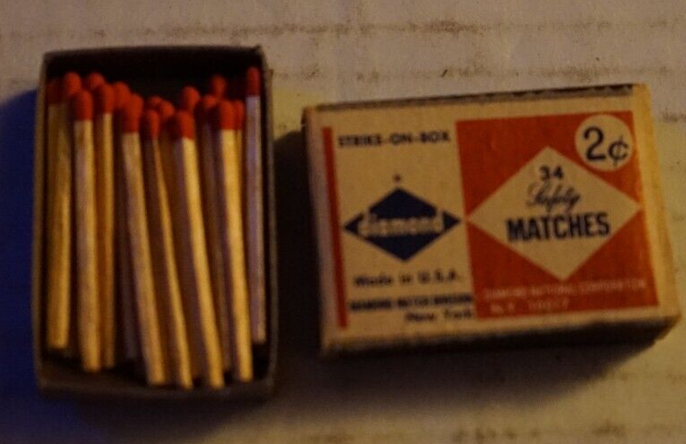 Diamond 34 Safety Matches Matchbox 1950s Vtg Mini Complete