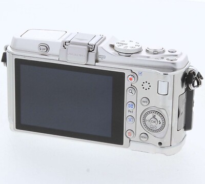 Olympus Pen E-P3 Mirrorless Micro 4/3 Digital Camera Body Silver