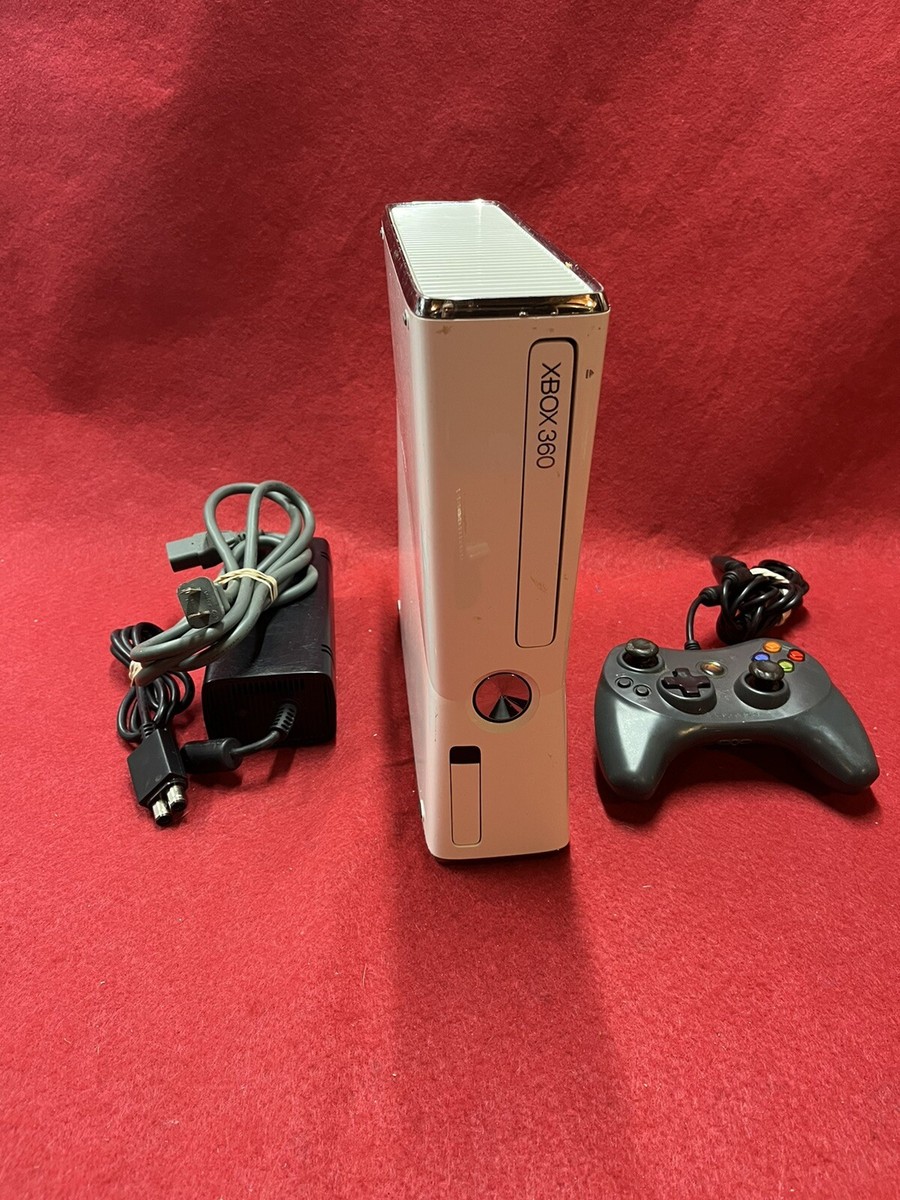 Xbox 360 S Slim Special Edition WHITE Model: 1439 320GB Console