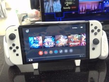 PlayStation CUH-7200BB02 4 Pro Game Console - Glacier White for