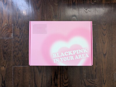 BLACKPINK Deadline VIP Fanny Pack & BLINK Premium Membership Kit