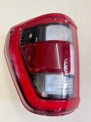 OEM FORD LEFT LED TAILLIGHT FOR 2021-2023 F-150 RAPTOR ml3V-13b505