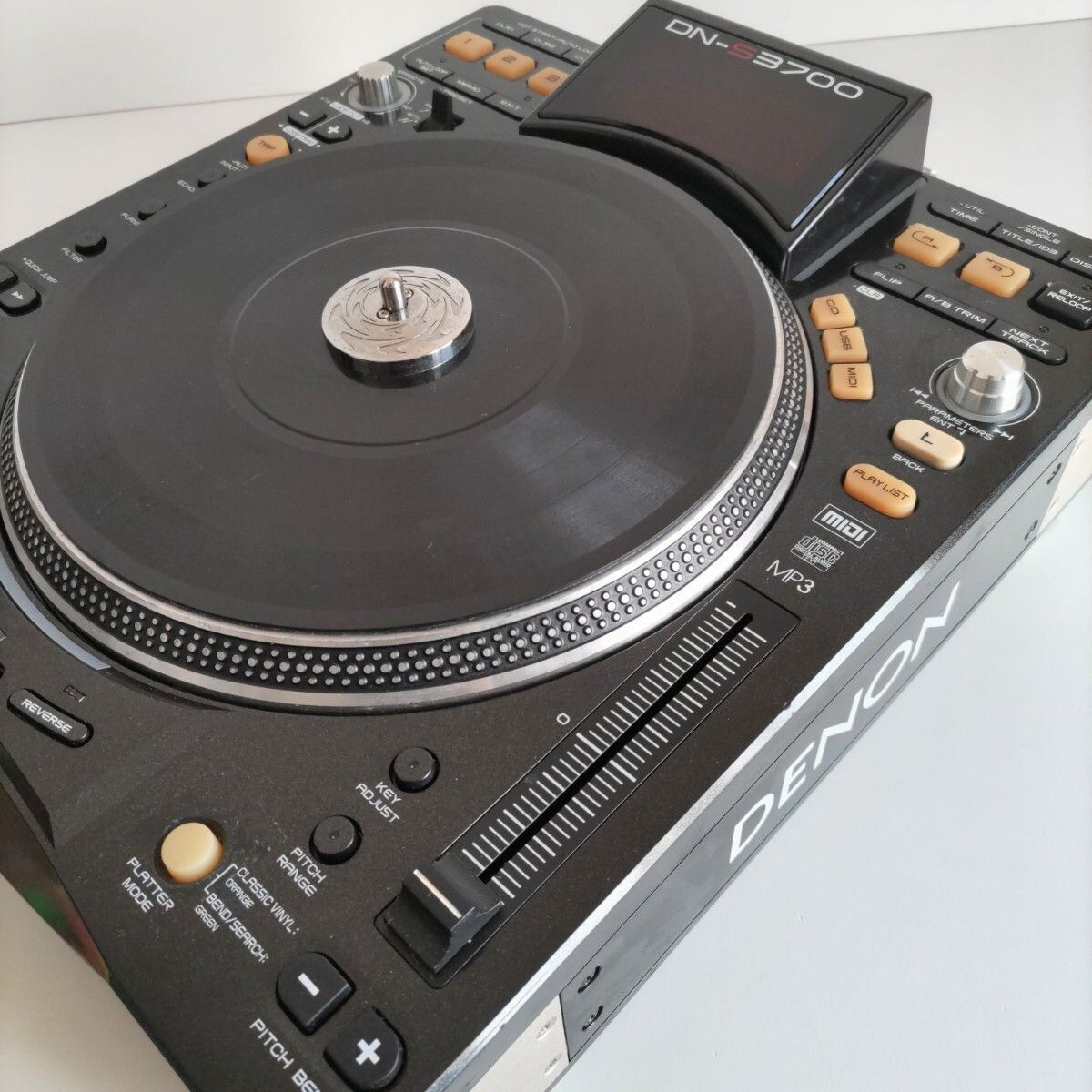 Denon DN-S3700 USB Media and CD Player Deck Motorized DJ Turntable