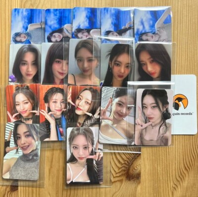 ITZY - CHESHIRE LIMITED EDITION LENTICULAR PHOTO CARD ALADIN POB