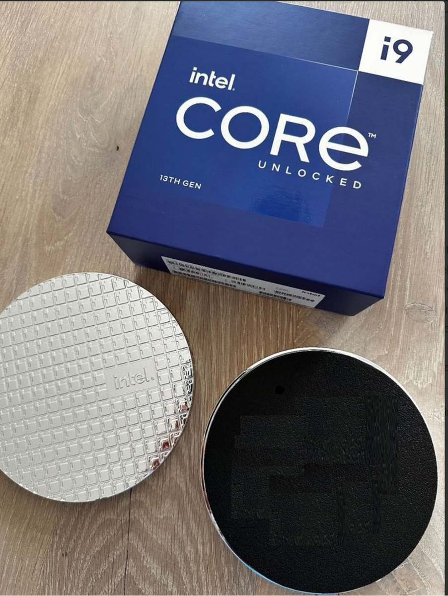 Intel Core i9-13900K Processor (5.8 GHz, 24 Cores, LGA 1700) Box