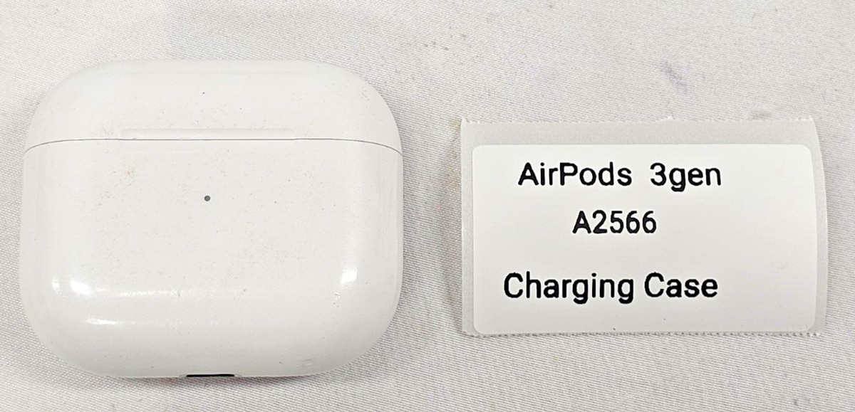 Apple Airpod Replacement Charging Case Only (3rd Gen) A2566