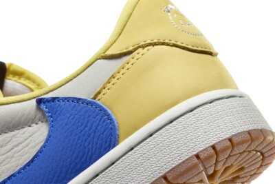 Nike Air Jordan 1 Low Women's OG SP Travis Scott Canary DZ4137-700