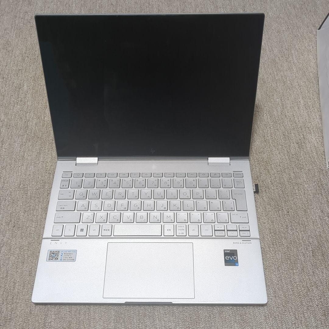 hp envy x360 2-in-1 laptop 13-bf0xxx Corei5 -1230U RAM 8GB