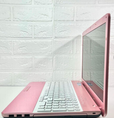 SONY VAIO Note PCG-71B11N Laptop Computer Color Pink AC Adapter