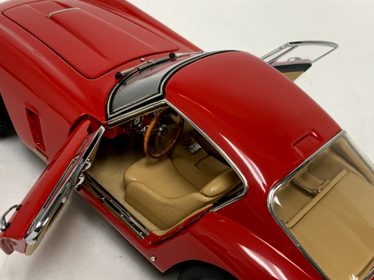 1/18 CMC Ferrari 250 GT Berlinetta Passo Corto ( SWB ) 1961 in Red