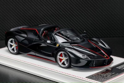 Ferrari LaFerrari Aperta (Black/ Red Stripes) [Davis & Giovanni] 1