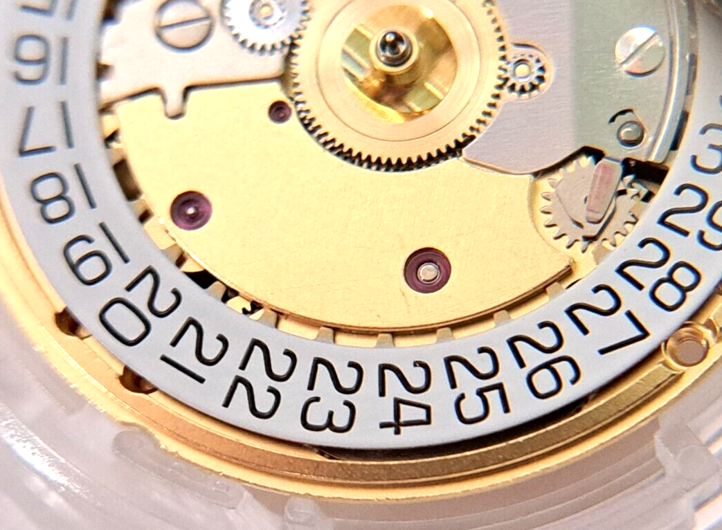 NEW ETA 2824-2 Gold Movement 25 Jewels Swiss Made B3 V8 ZX21