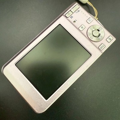 Nikon Coolpix S520 Pink/Sakura 8.0MP 3x Zoom Compact Digital