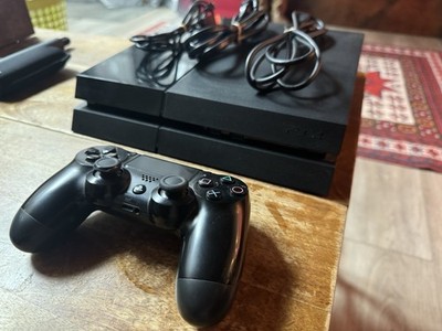 Sony PlayStation 4 500GB Gaming Console - Black (PS4) - GOOD