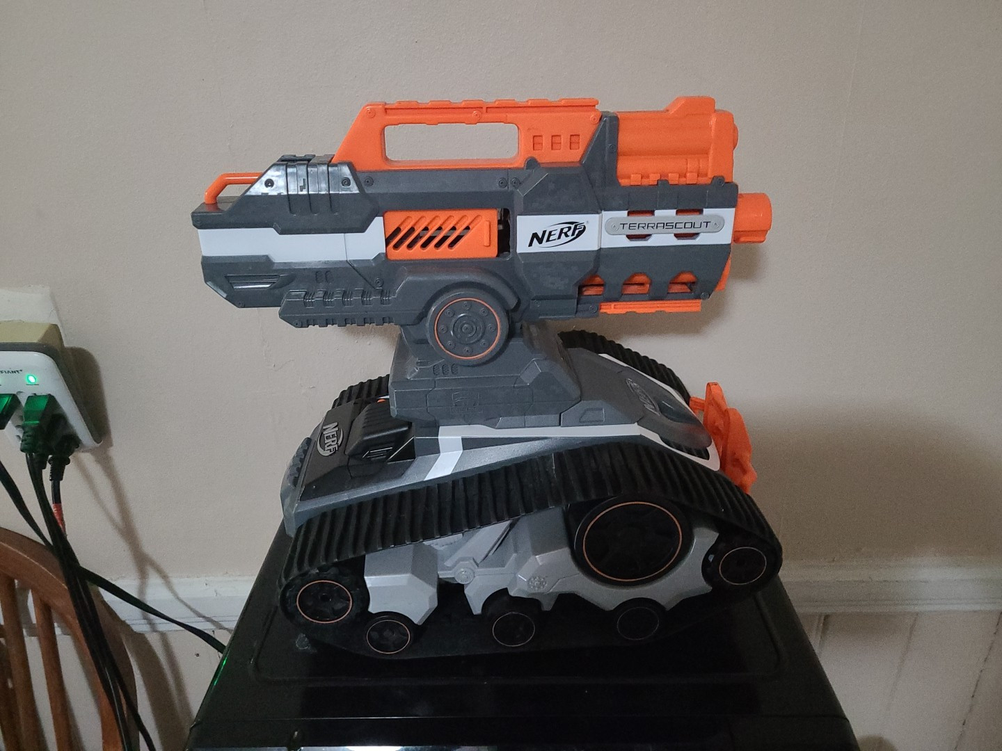 NERF N-Strike Elite TerraScout Drone - B8072 Read Description