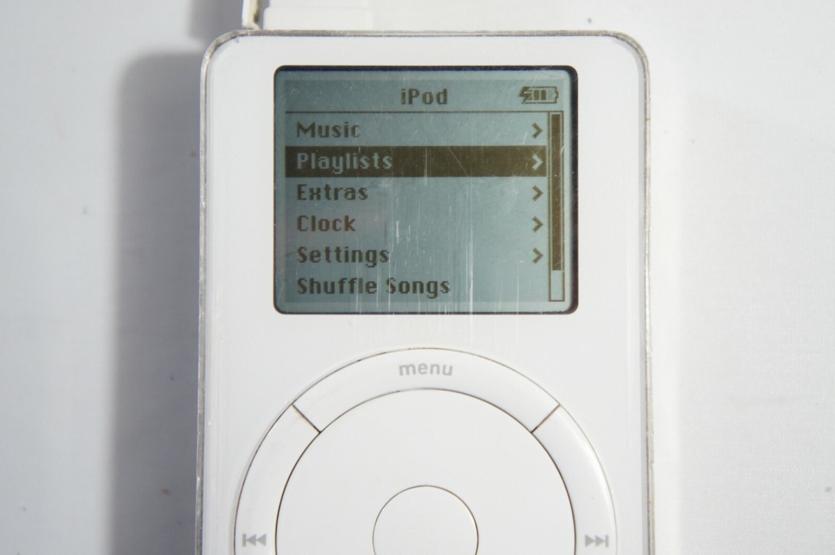 VINTAGE Apple iPod 2nd Generation 20GB A1019, Works (Battery Does