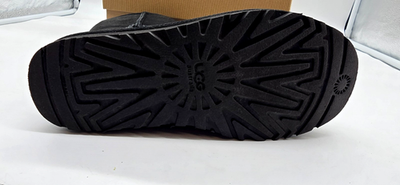 UGG Australia Classic Short Black 5825 BOOTS Womens 6 for sale