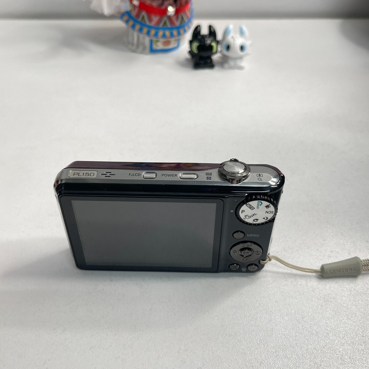 Samsung PL150 Digital Camera 12.4 MP 5x Optical Zoom English