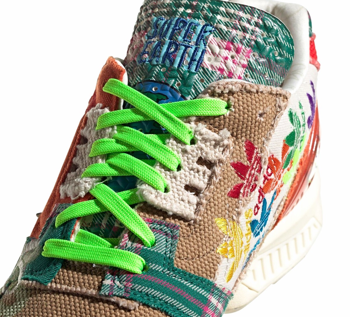 Adidas ZX 8000 Superearth x Sean Wotherspoon Off White/Blue/Red