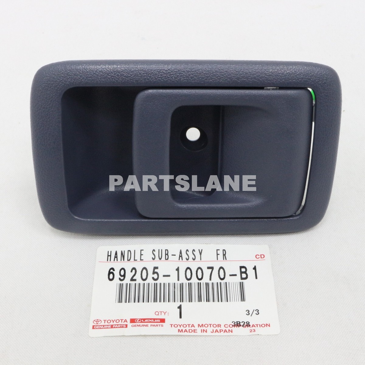 69205-10070-B1 Toyota OEM Genuine HANDLE SUB-ASSY, FRONT DOOR