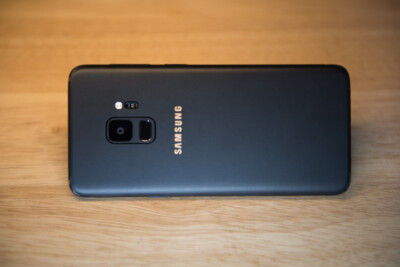 Samsung Galaxy S9 SM-G960F - 64GB - BLACK (Unlocked) Smartphone