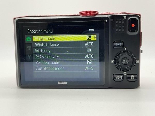 Nikon COOLPIX S8200 16.0MP Digital Camera Red – Screen Is Blurry