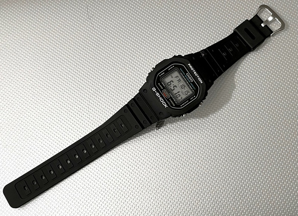 RARE 1990 Casio G-SHOCK DW-5600C-1V 901 as Worn by Keanu Reeves in