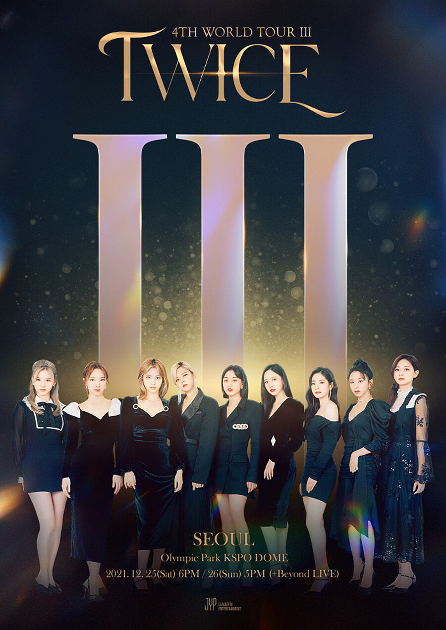 TWICE 4TH WORLD TOUR Ⅲ IN SEOUL BLU-RAY/2 DISC+Photo Book+2 Card+