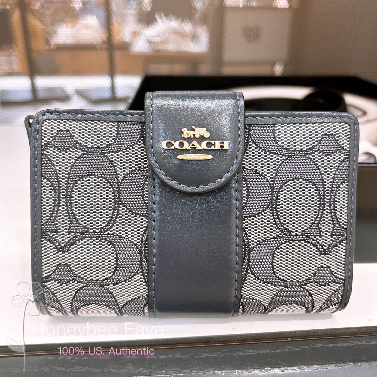 NWT Coach Medium Corner Zip Wallet In Signature Jacquard CU987