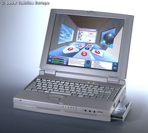 Vintage Toshiba Satellite Pro 460CDT P166MMX 14GB Notebook