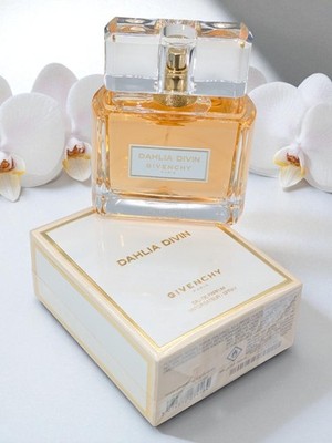 Dahlia Divin by Givenchy 2.5oz / 75ml Eau De Parfum for Women MSRP