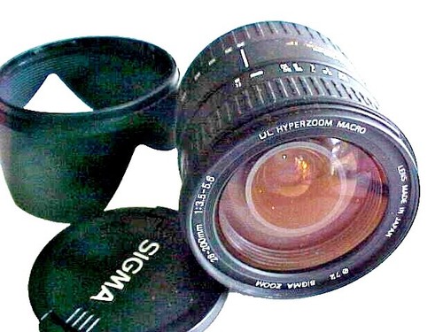 Minolta Maxxum 7000 35mm Camera With Sigma Auto Focus 75-300mm 2