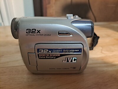 JVC Mini-DV Digital Video Camera Camcorder 32x Optical Zoom GR