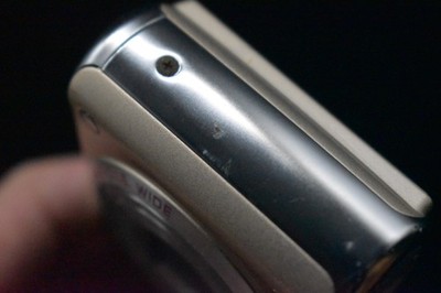 US Duty Paid] Panasonic Lumix DMC-FX07 Compact Digital Camera Gold