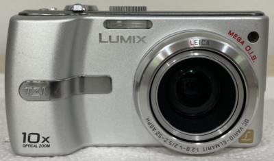 Panasonic Lumix DMC-TZ1 5.0MP Digital Camera (Silver) - POWERS ON