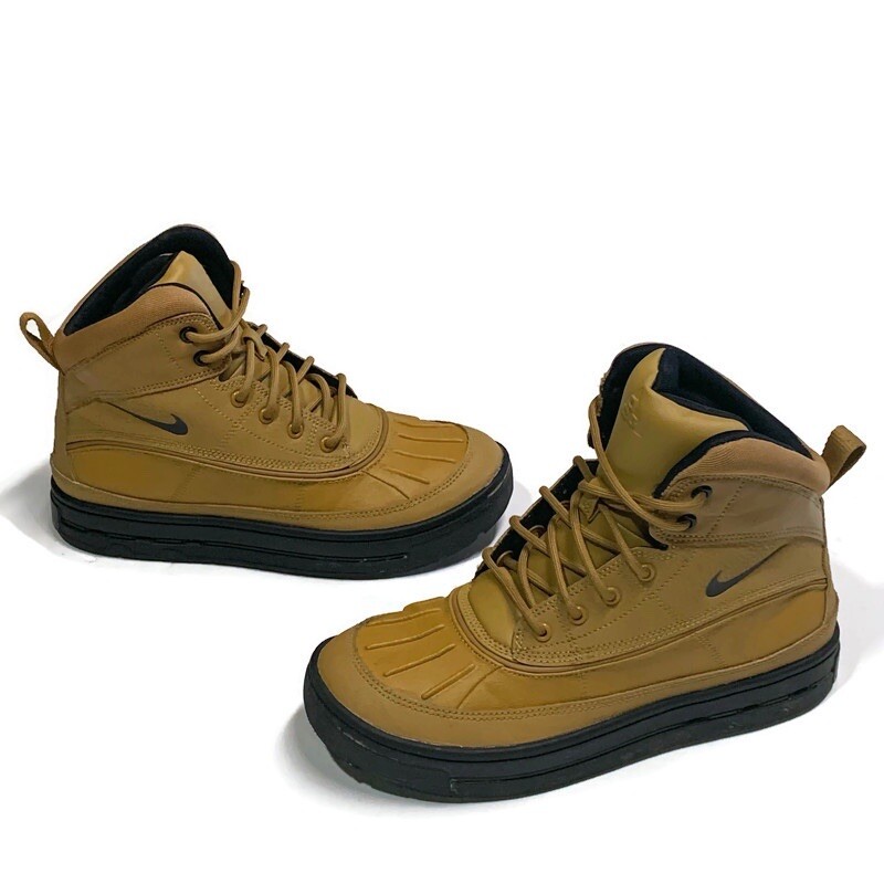 Nike Woodside 2 High ACG Size 5.5Y / 7W Boot Wheat/Black 524872
