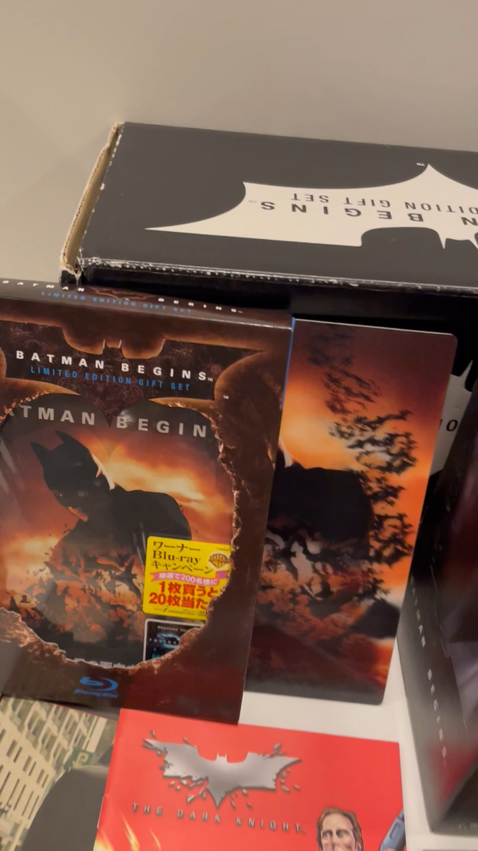 Batman Begins Limited Edition Gift Set Blu-ray Disk Limited to