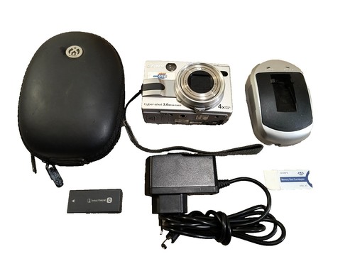 Sony Cyber-shot DSC-V1 Camera Made in Japan in Original Sony