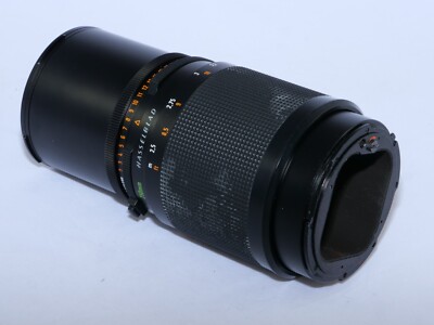 Hasselblad Zeiss Sonnar-CF 250mm f5.6 T* Telephoto Lens. Hood