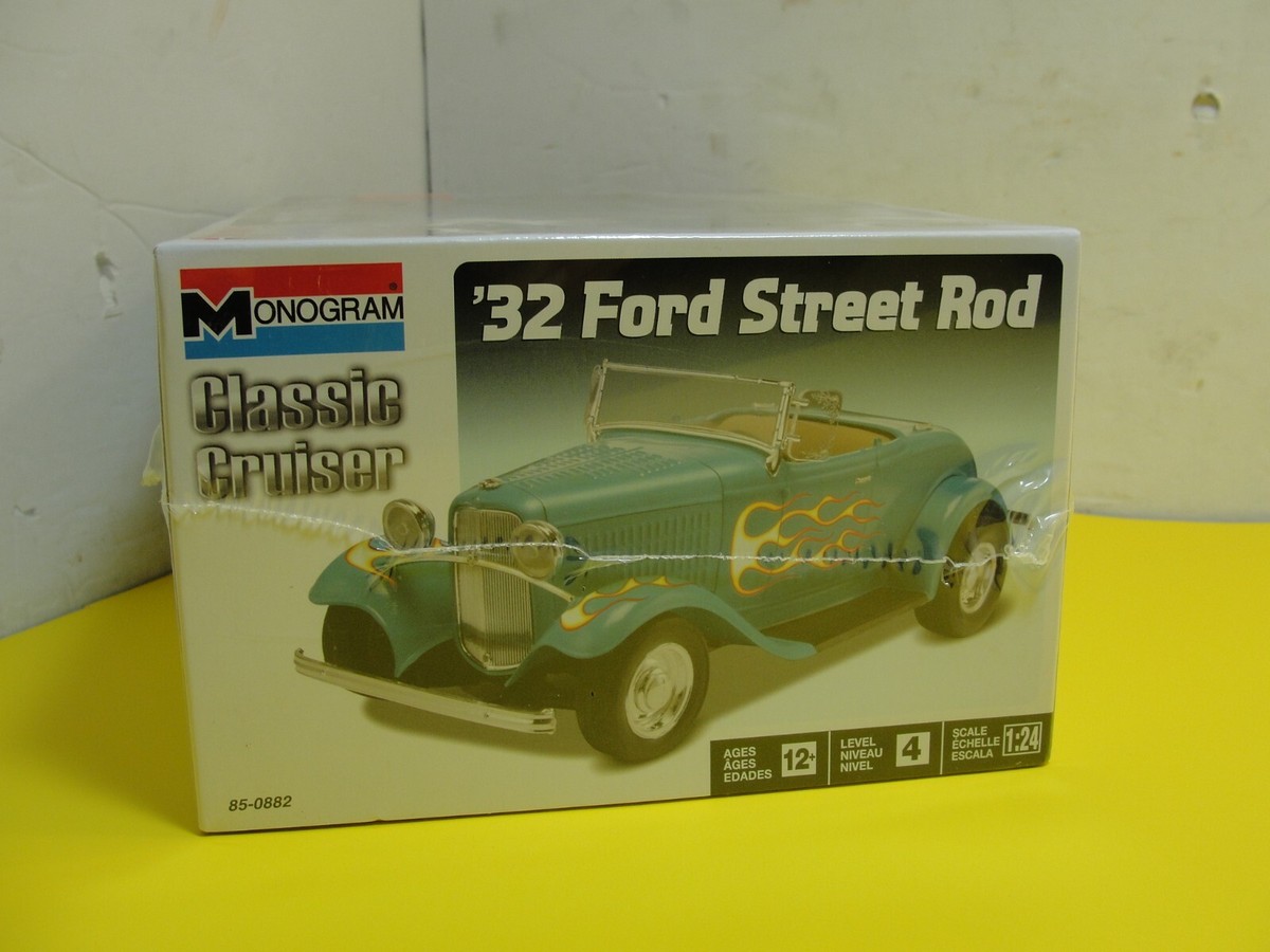 32 Ford Street Rod 1:24 Scale Classic Cruiser Monogram Model Kit