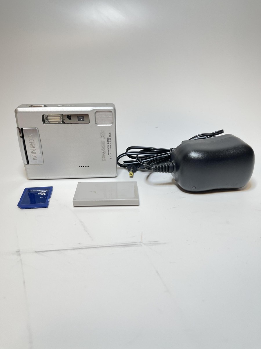 Minolta Dimage XT 3.2 MP Digital Camera 3X Optical Zoom (2786-301