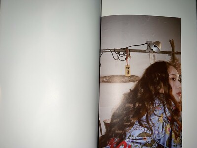 F(X) KRYSTAL [I DON'T WANNA LOVE YOU] PHOTOBOOK LIMITED UNIQUE