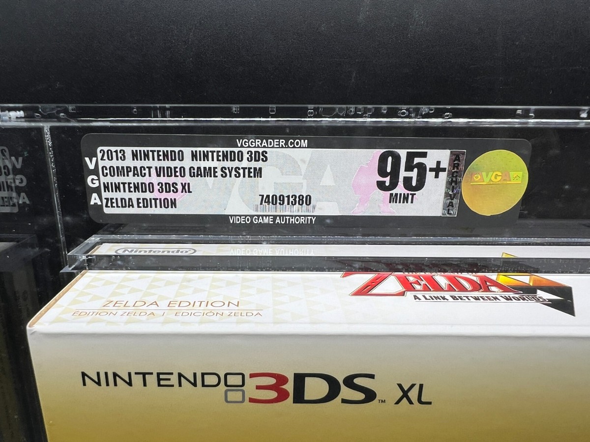 Nintendo 3DS XL Zelda Link Between Worlds Edition VGA 95+ NEW