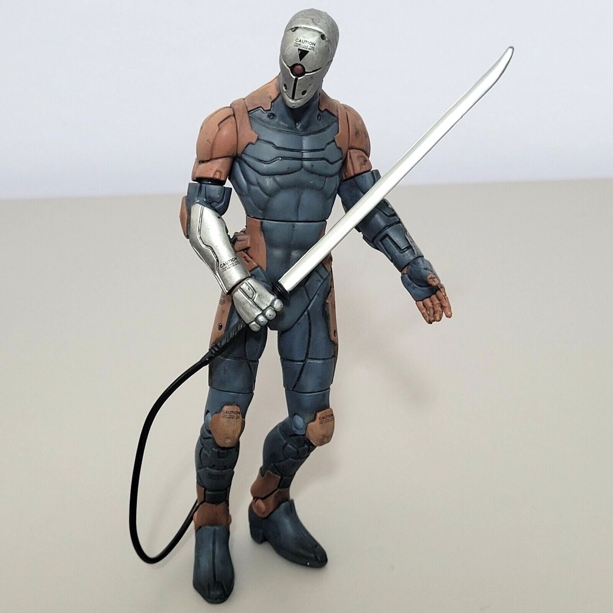 1999 McFarlane Toys Metal Gear Solid GRAY FOX Cyborg Ninja Action