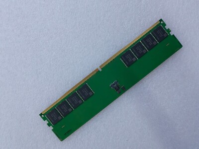 SK Hynix 32GB DDR5 4800 UDIMM 2Rx8 PC5-4800B HMCG88AEBUA084N