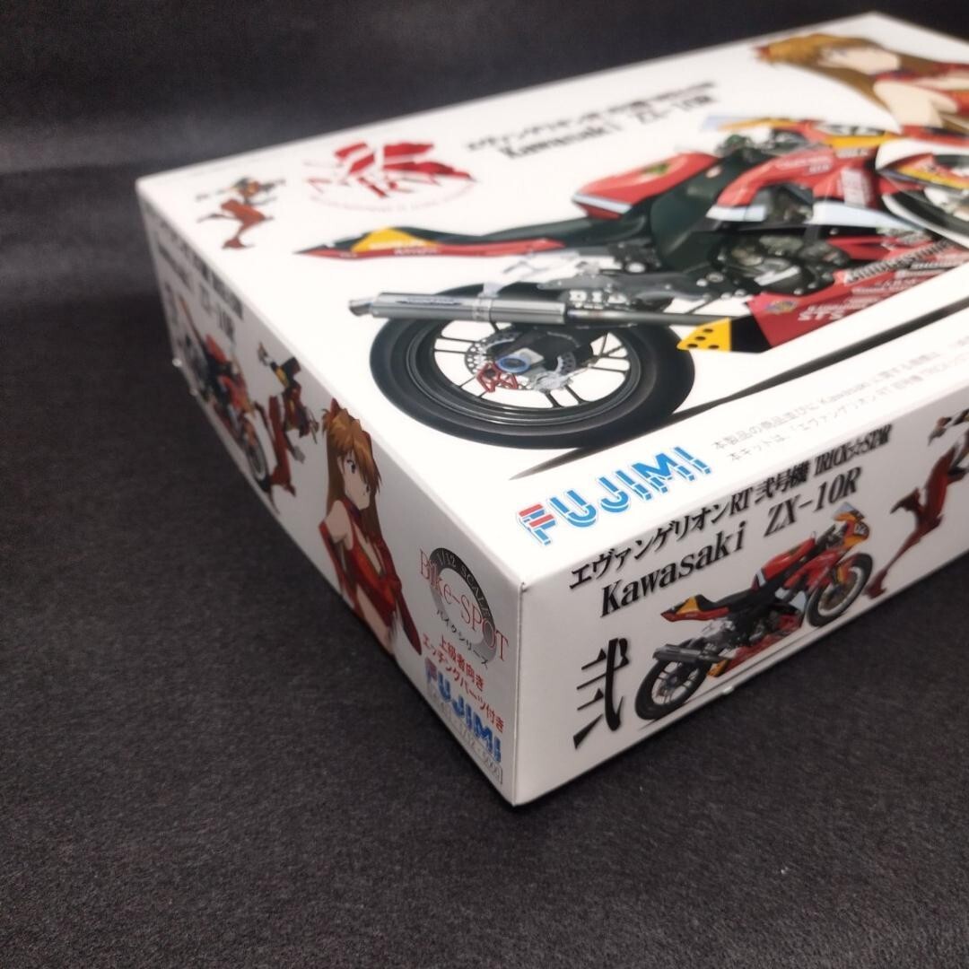 Fujimi 1/12 Evangelion RT Unit 02 TRICKSTAR Kawasaki ZX-10R Model