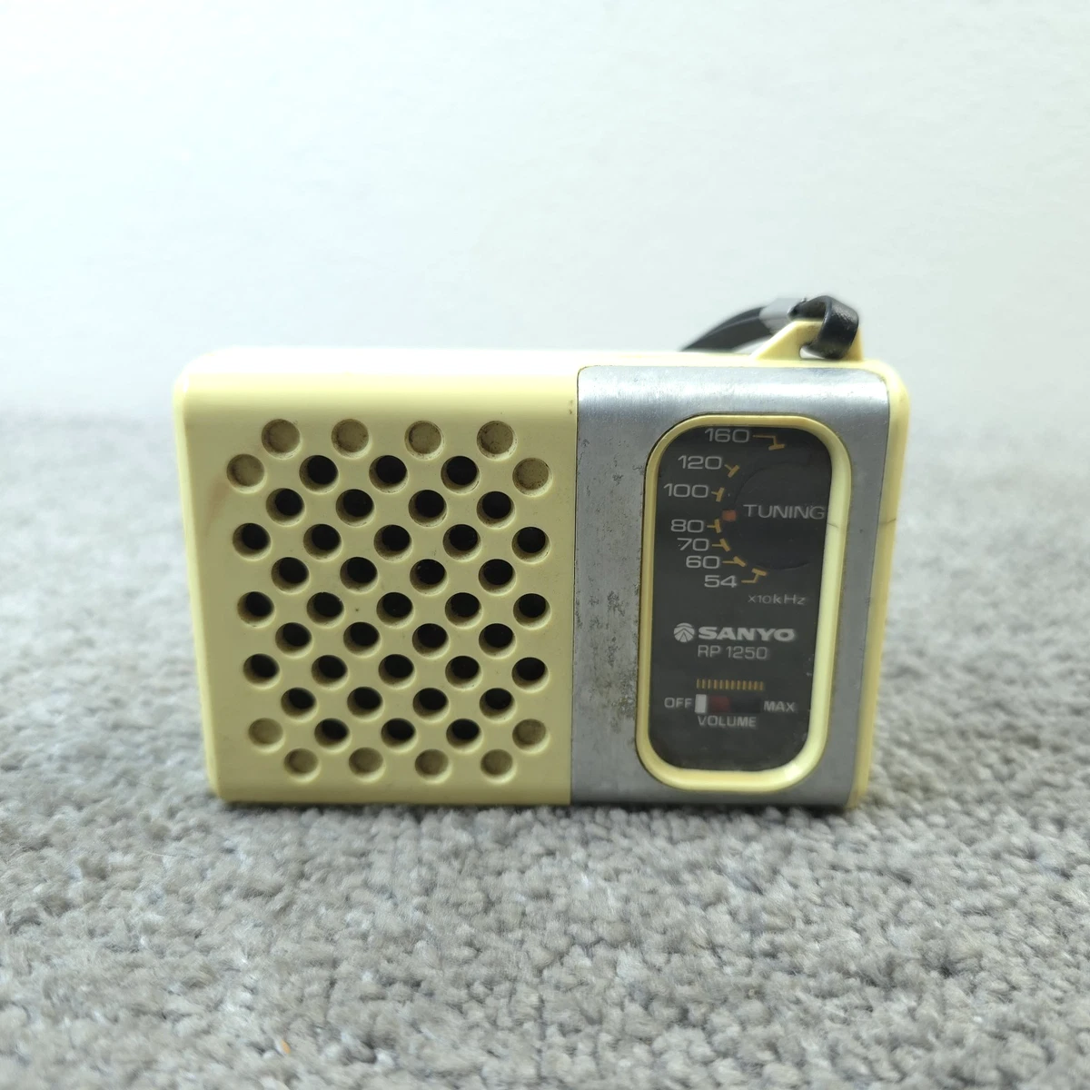 Sanyo Radio In Collectible Transistor Radios for sale | eBay