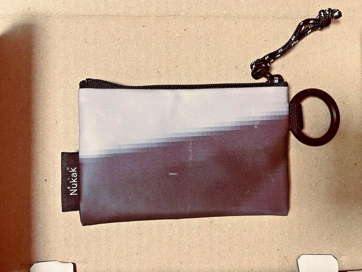 Seventeen Nukak Upcycling Merch ポーチ