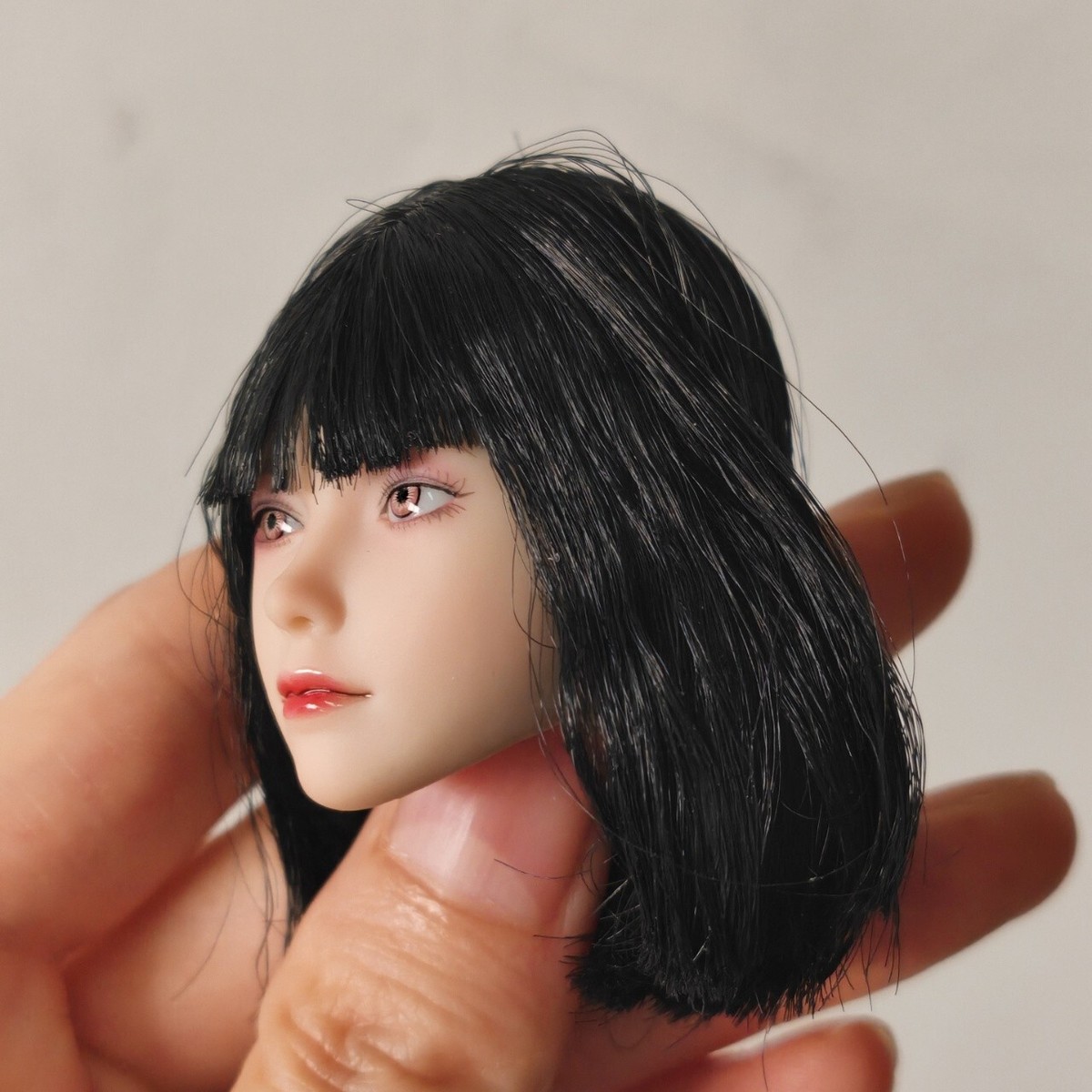 I8Toys I8-H004 1/6 Female Mandy Girl Movable Eyes Head Sculpt For